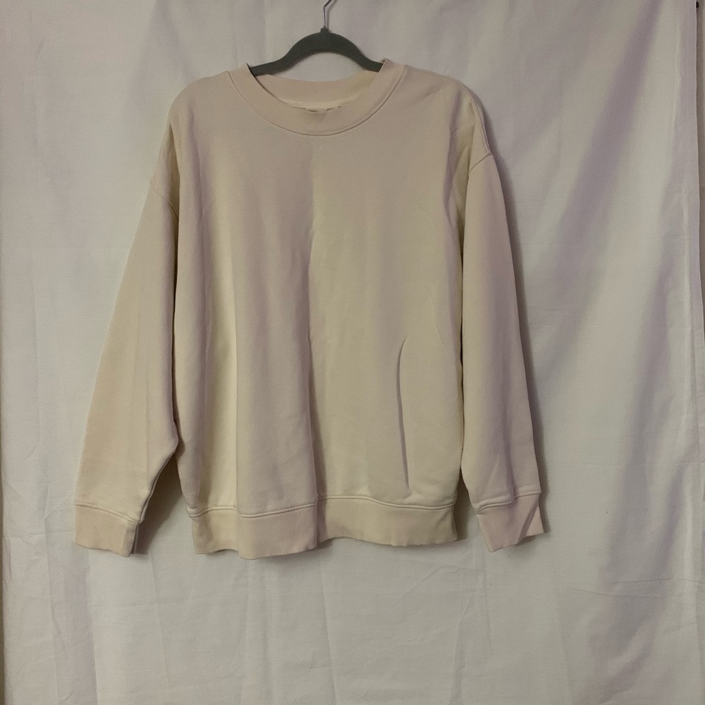 Universal Thread Men’s Crewneck M